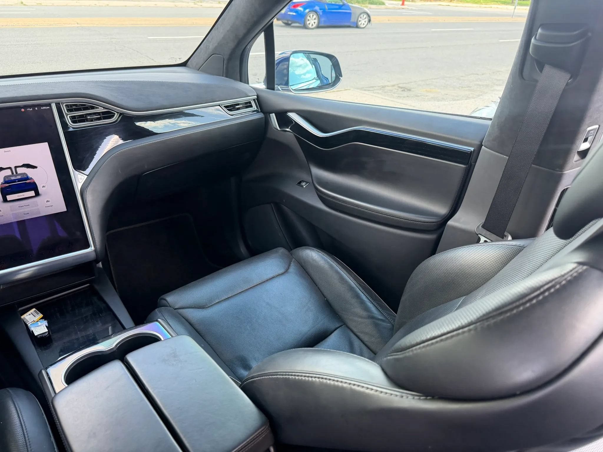 Used 2016 Tesla Model X 75D AWD/4WD image 15