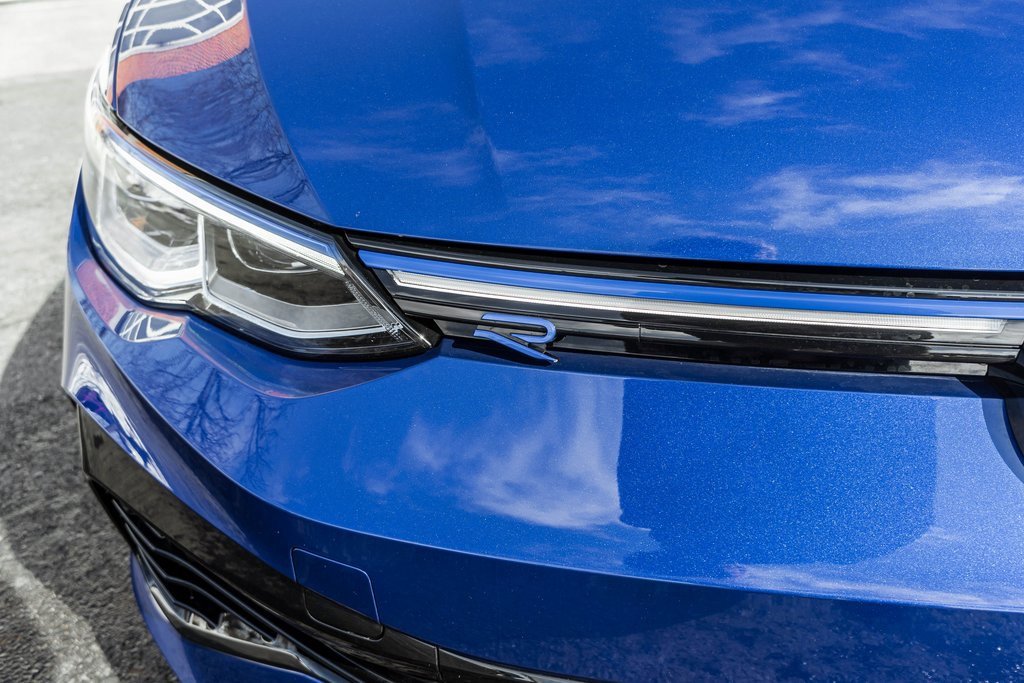 Used 2023 Volkswagen Golf 20th Anniversary Edition image 40