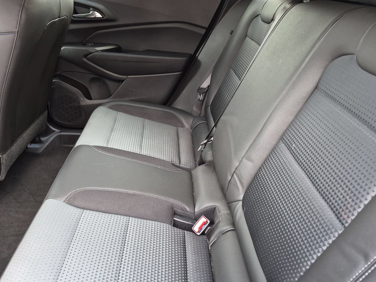 Used 2026 Chevrolet Trax LT FWD image 17