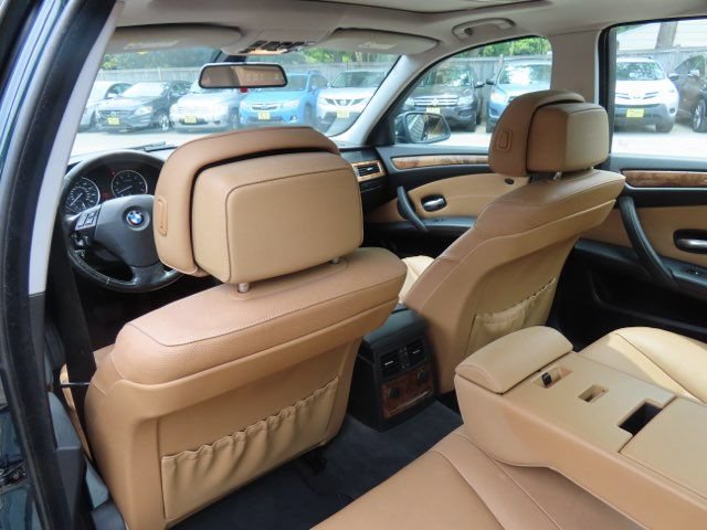 Used 2010 BMW 528i Sedan RWD image 12