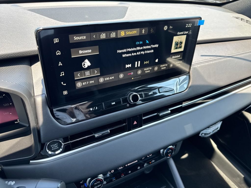New 2026 Mitsubishi Outlander SEL FWD image 13