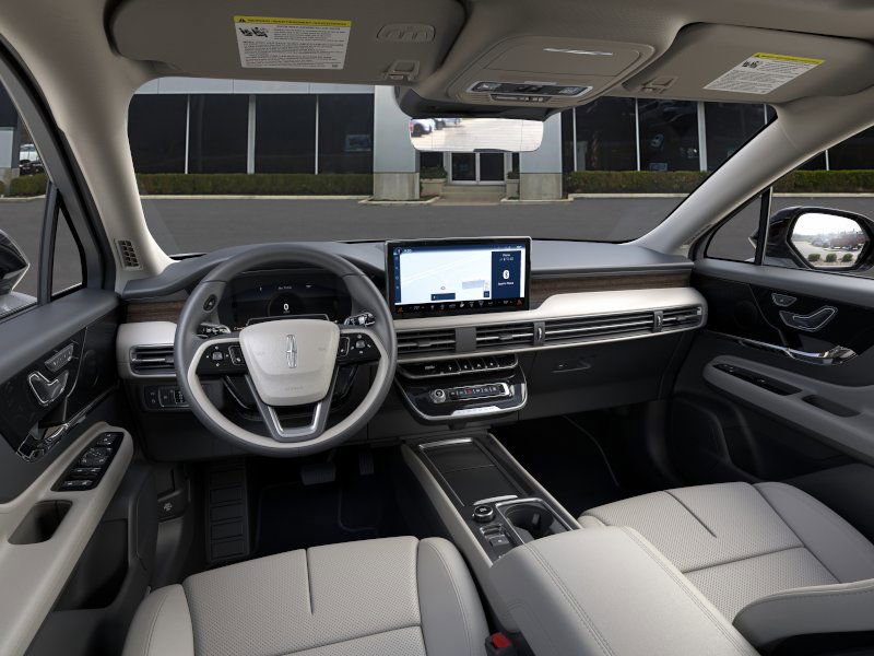 New 2025 Lincoln Corsair Grand Touring w/ Equipment Group 301A image 9