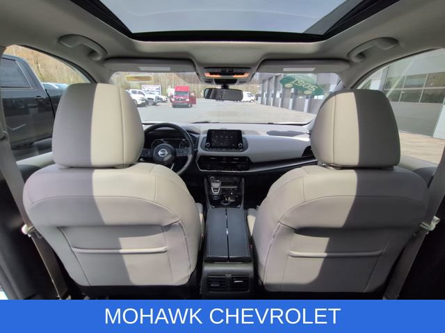 Used 2021 Nissan Rogue SV w/ Premium Package AWD/4WD image 21
