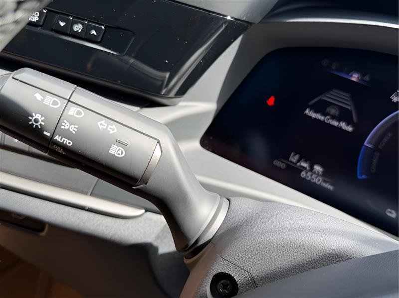 Used 2025 Lexus RZ 300e w/ Accessory Package (Z1) image 56