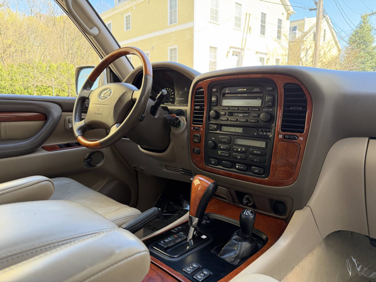 Used 2001 Lexus LX 470 4WD image 21