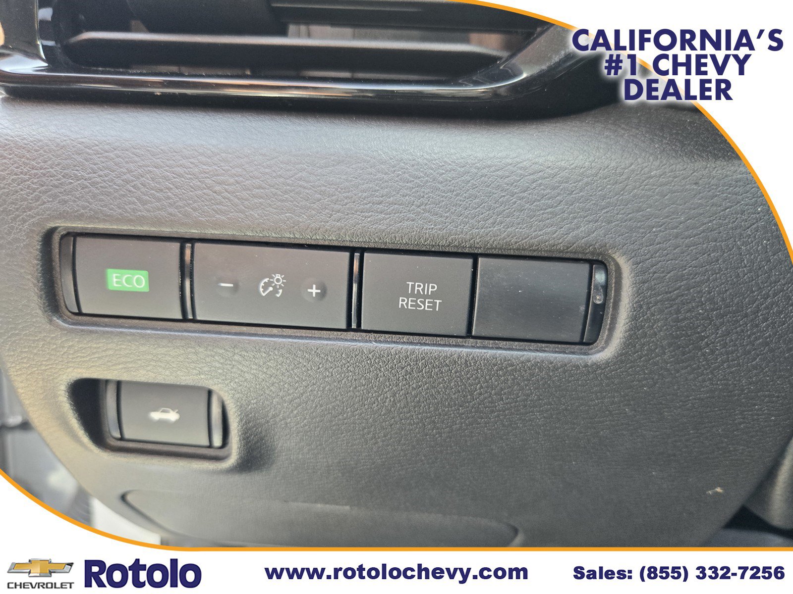 Used 2025 Nissan Sentra SV FWD image 20