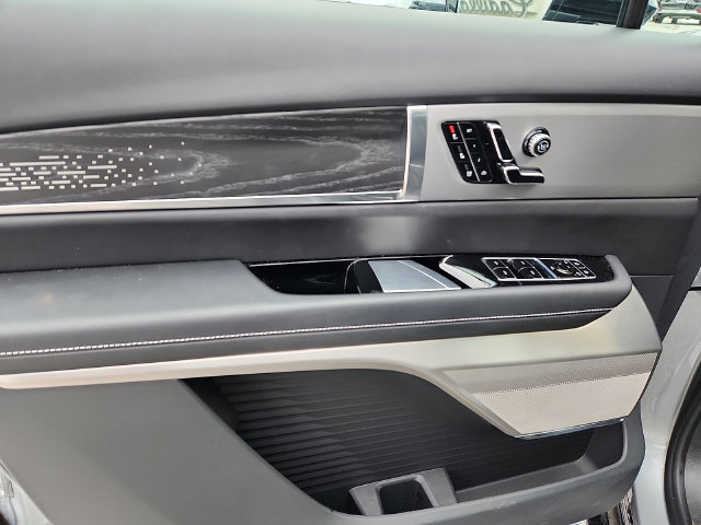 Certified 2026 Cadillac Vistiq Sport w/ LPO, Floor Liner Package AWD/4WD image 12