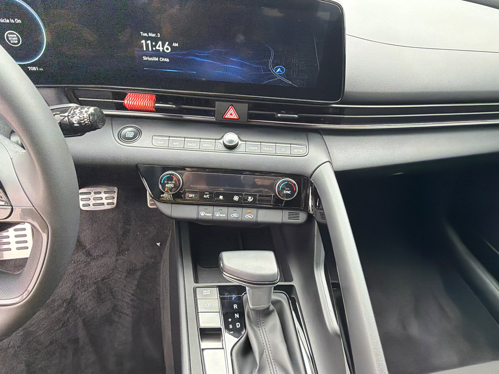 Certified 2025 Hyundai Elantra SEL FWD image 29