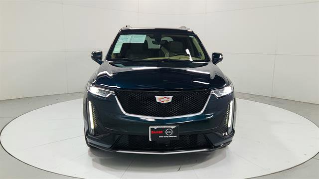 Used 2024 Cadillac XT6 Sport w/ Platinum Package image 2