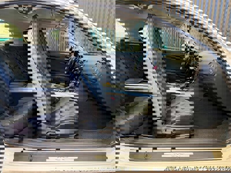 Used 2005 MAZDA RX-8 w/ AT Grand Touring Pkg image 34