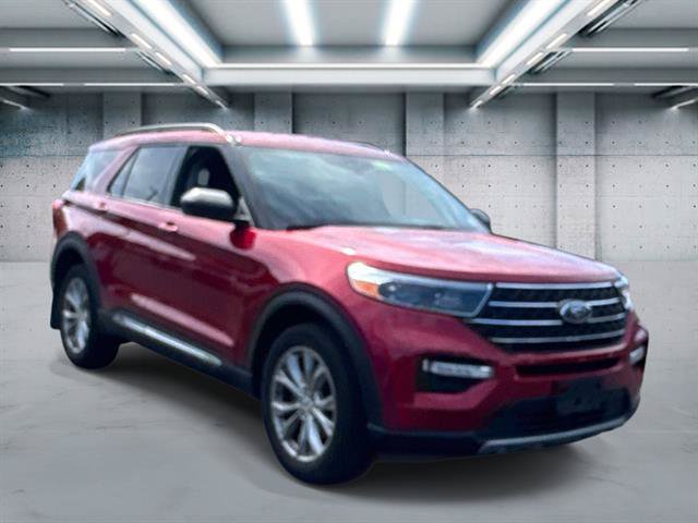 Used 2023 Ford Explorer XLT w/ Equipment Group 202A AWD/4WD image 22