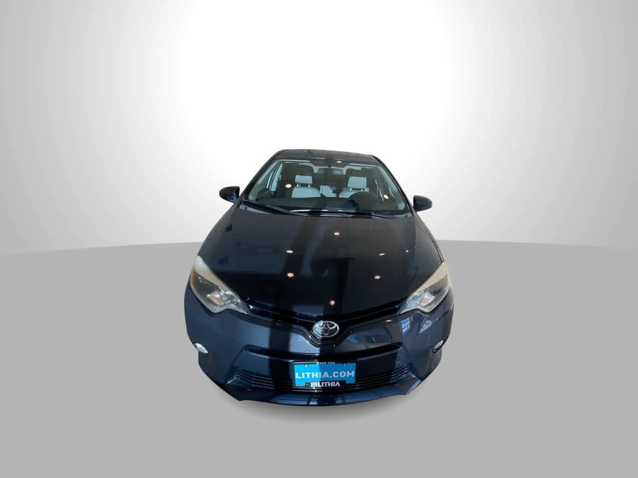 Used 2015 Toyota Corolla LE FWD image 3