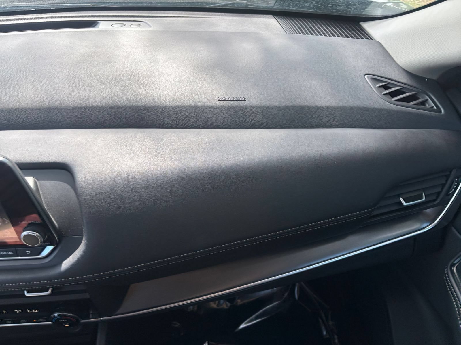 Used 2025 Nissan Rogue SV FWD image 36