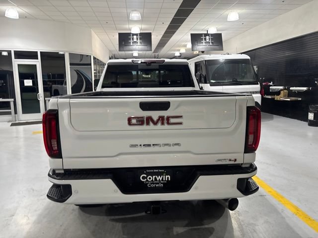 Used 2023 GMC Sierra 2500 AT4 w/ AT4 Premium Plus Package AWD/4WD image 7