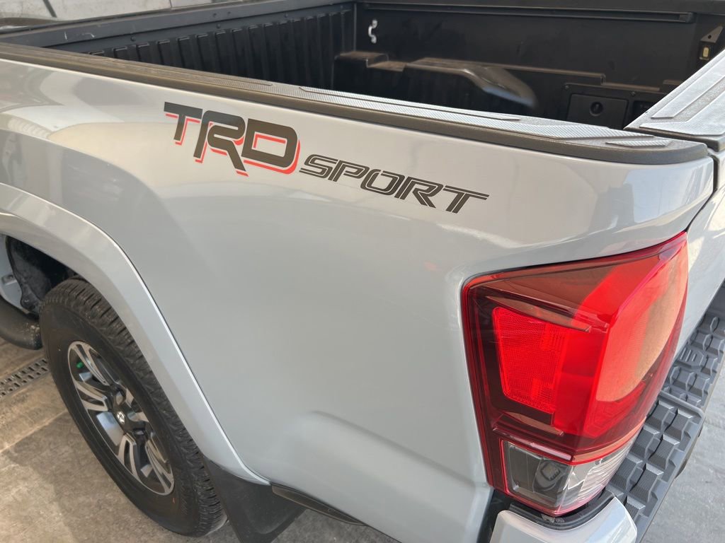Used 2019 Toyota Tacoma TRD Sport w/ TRD Premium Sport Package image 25
