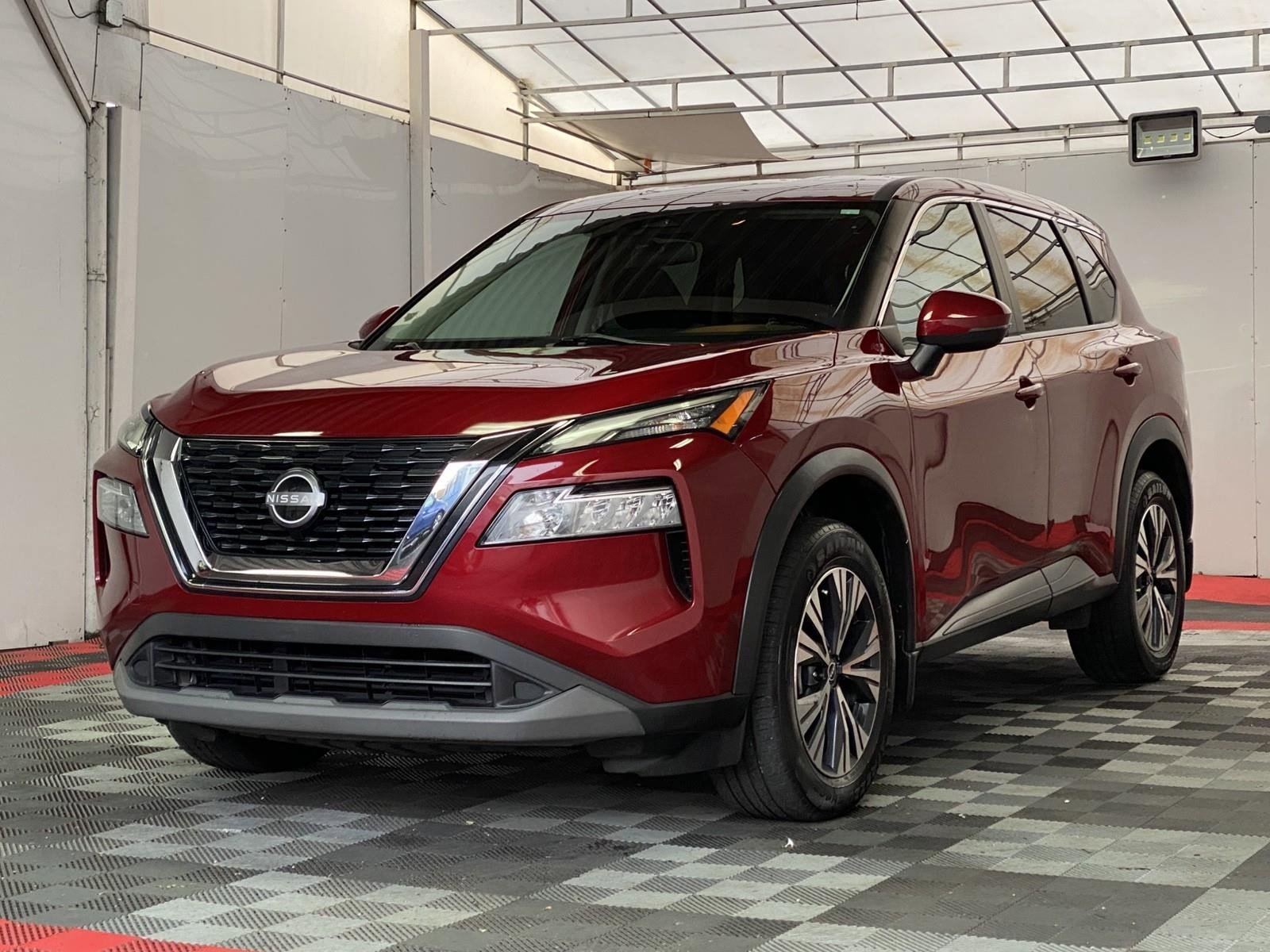 Used 2022 Nissan Rogue SV FWD image 3