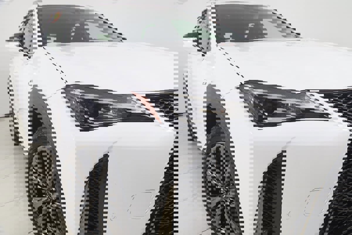 Used 2020 Lexus UX 250h F Sport image 16