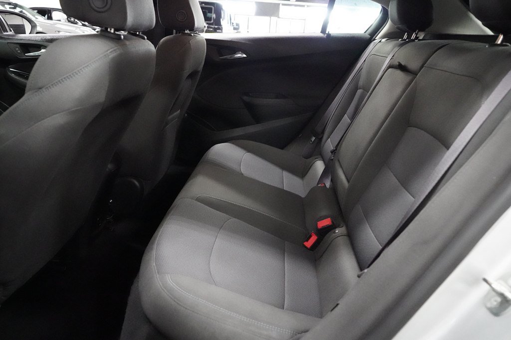 Used 2017 Chevrolet Cruze LT w/ Convenience Package FWD image 22