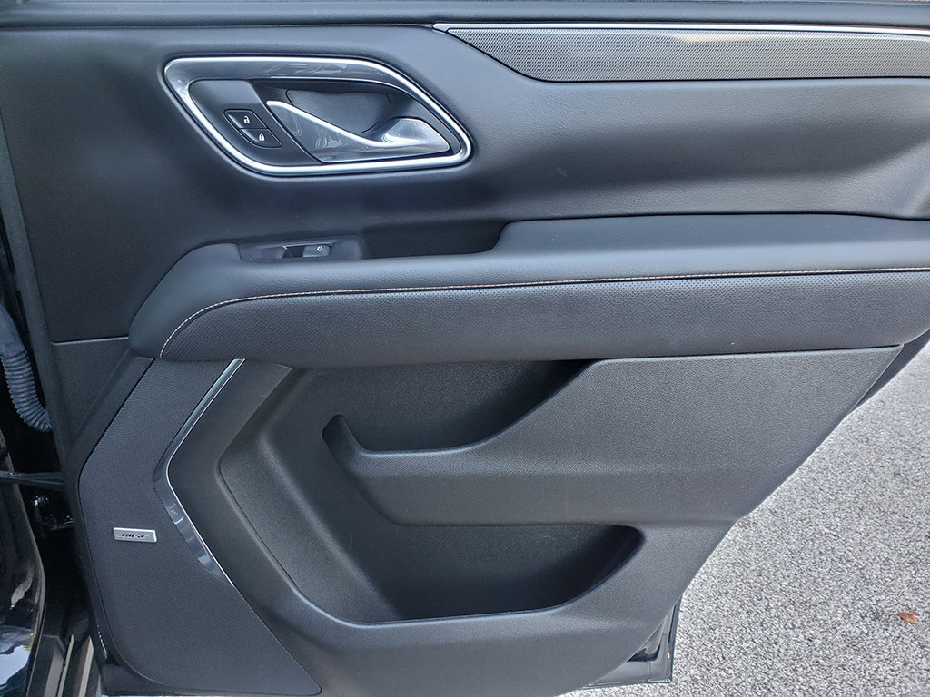 Used 2023 GMC Yukon AT4 w/ LPO, Floor Liner Package AWD/4WD image 20