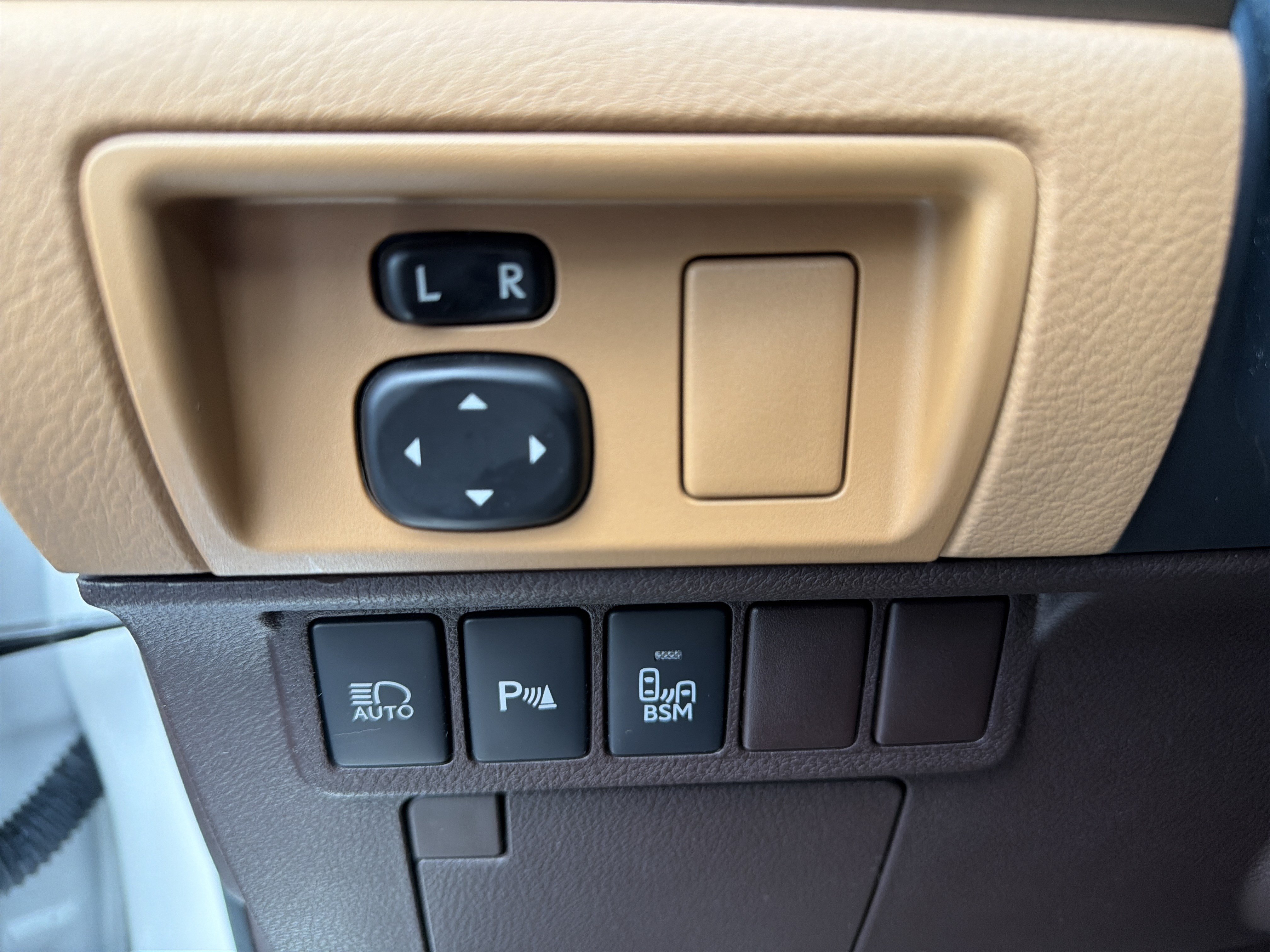 Used 2017 Lexus ES 350 FWD image 17