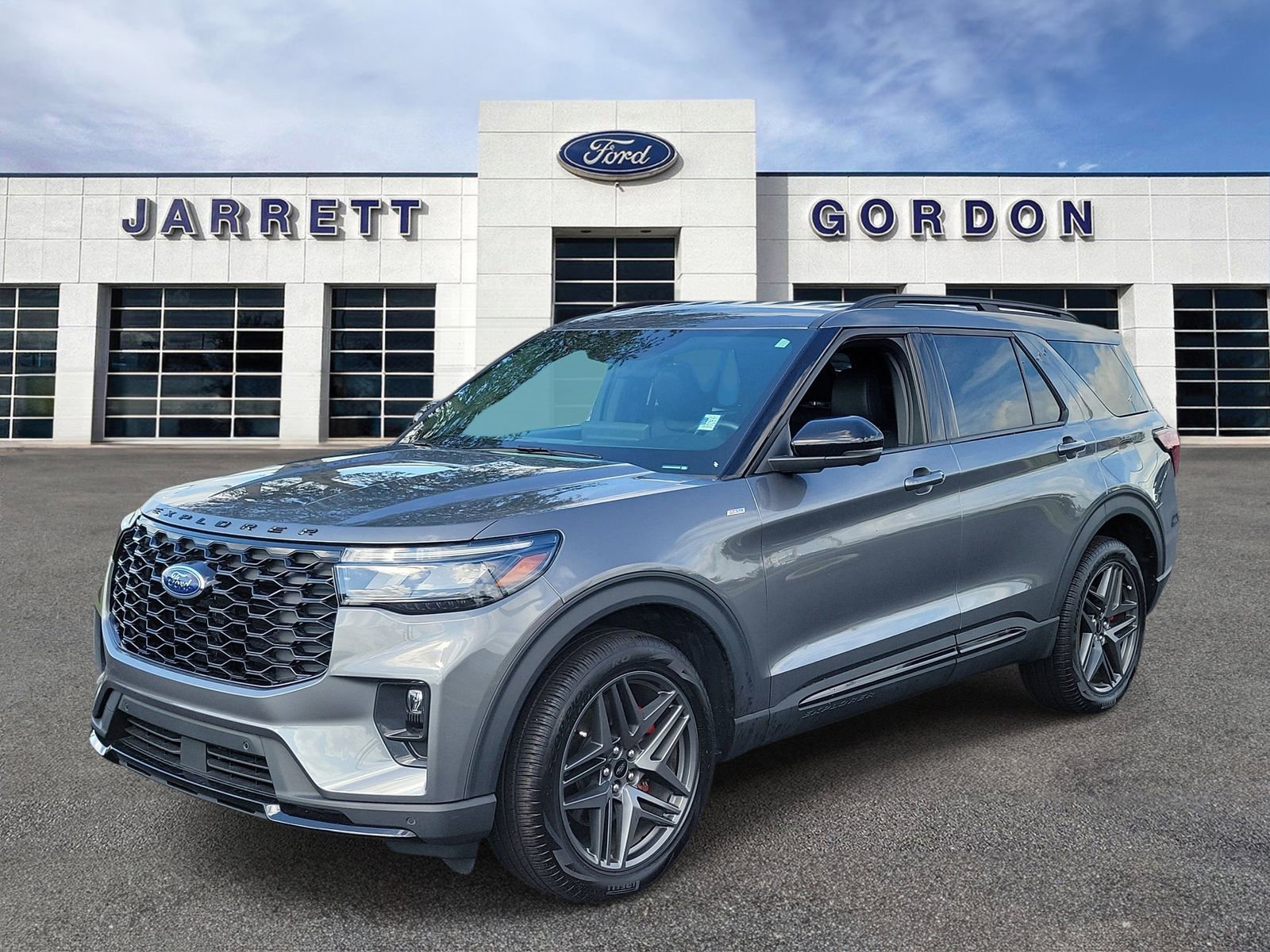 Certified 2025 Ford Explorer ST-Line w/ ST-Line Street Pack AWD/4WD image 2