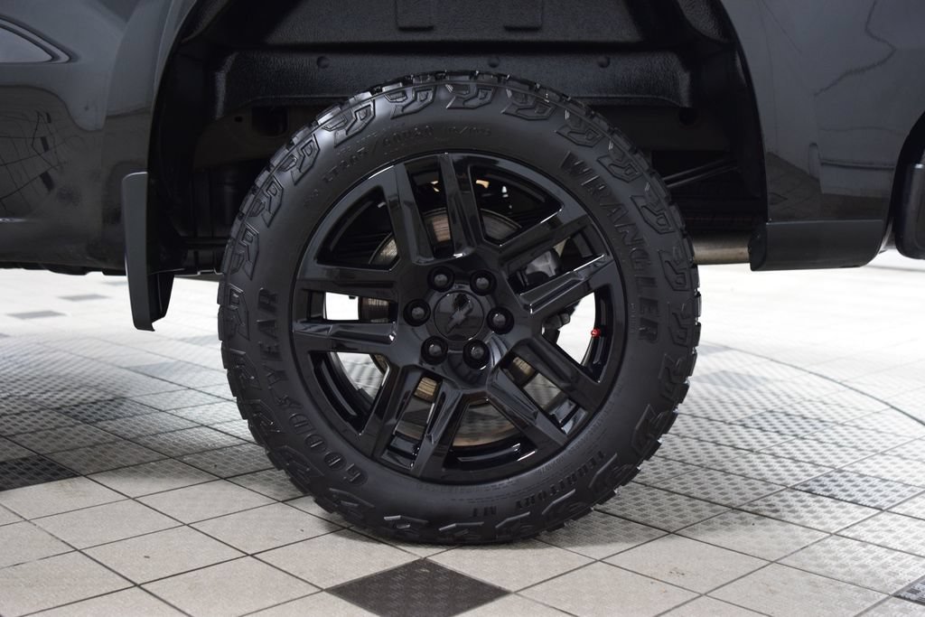 Used 2024 Chevrolet Silverado 1500 LT Trail Boss w/ Convenience Package II AWD/4WD image 30