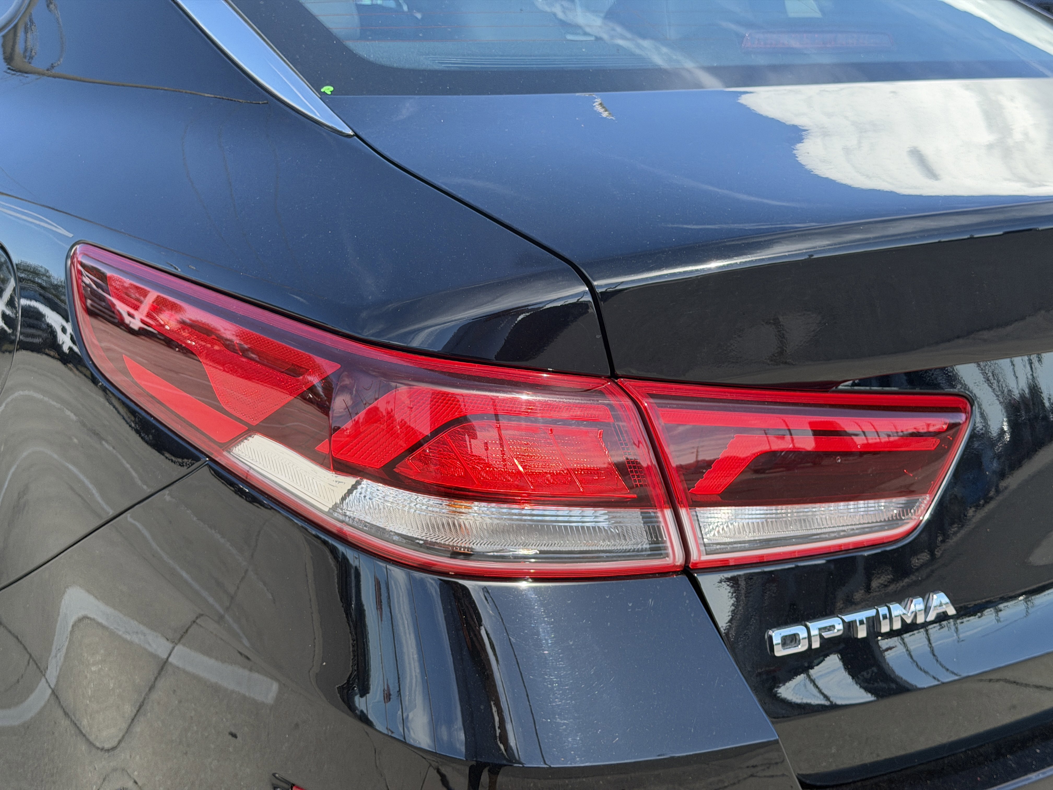 Certified 2020 Kia Optima SE image 13