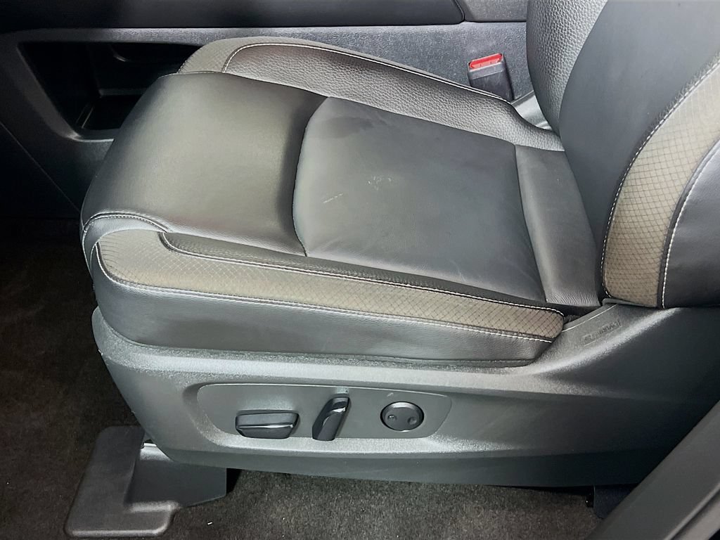 Used 2024 Nissan Pathfinder SL w/ SL Premium Package AWD/4WD image 21