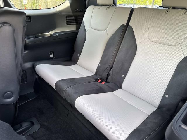 Certified 2025 Lexus TX 500h AWD image 13