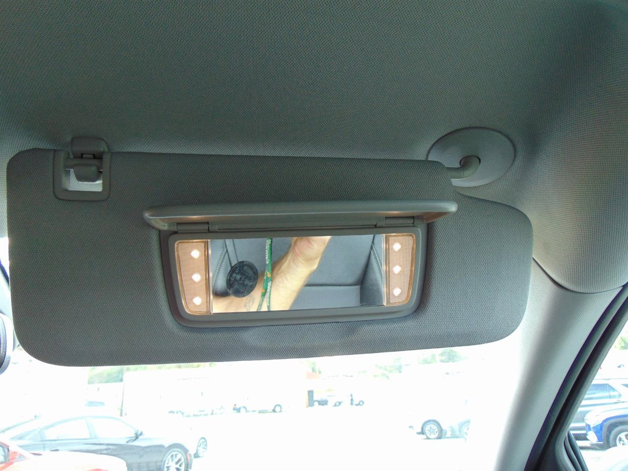 Used 2023 GMC Terrain SLT image 22