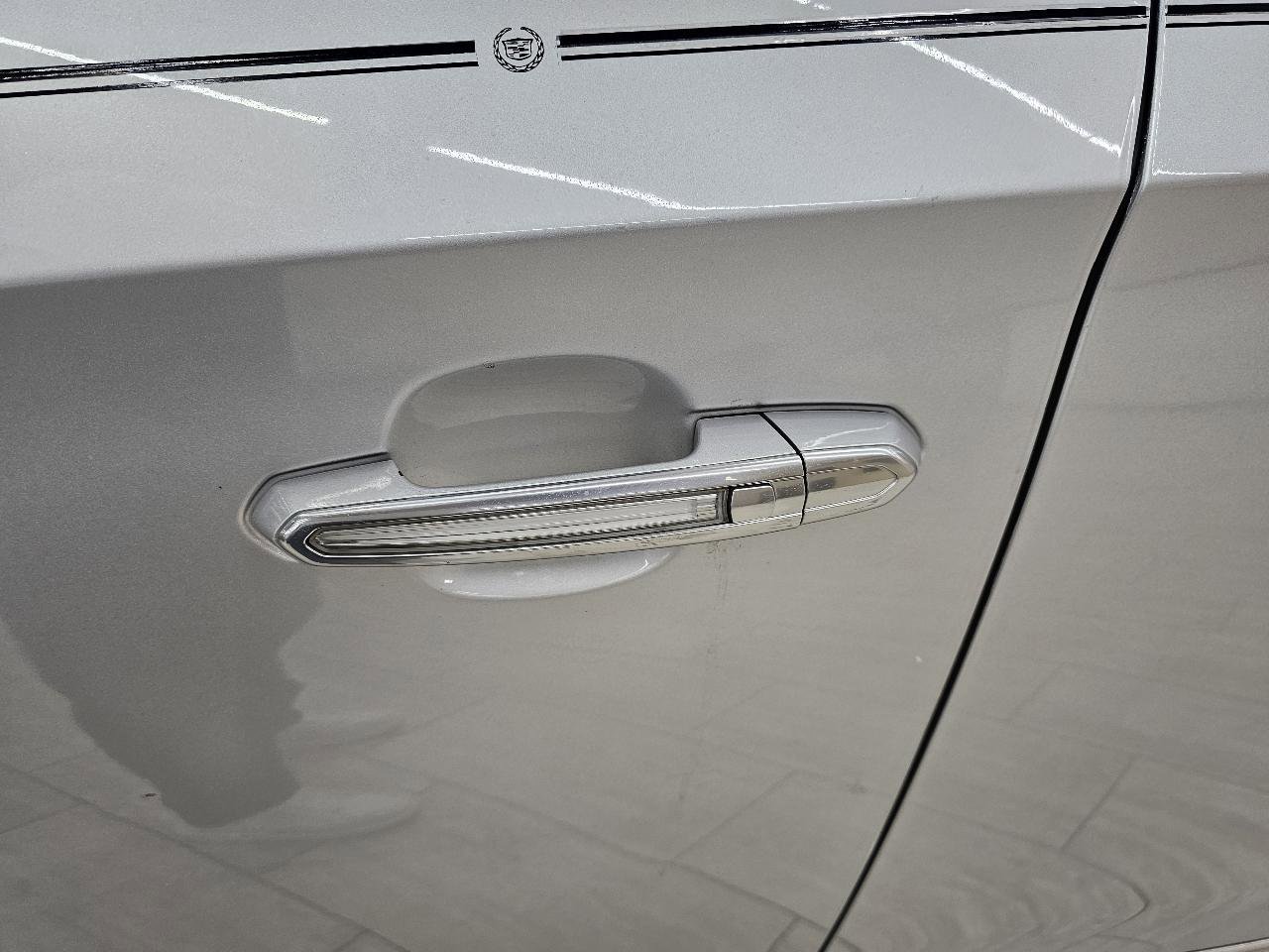 Used 2014 Cadillac XTS Luxury image 12