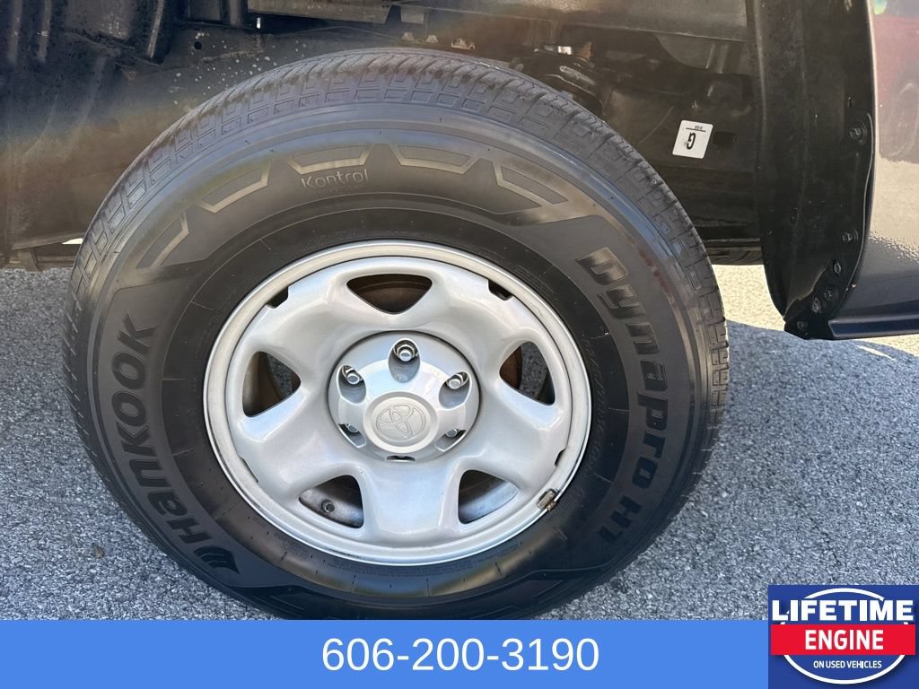 Used 2023 Toyota Tacoma SR AWD/4WD image 10