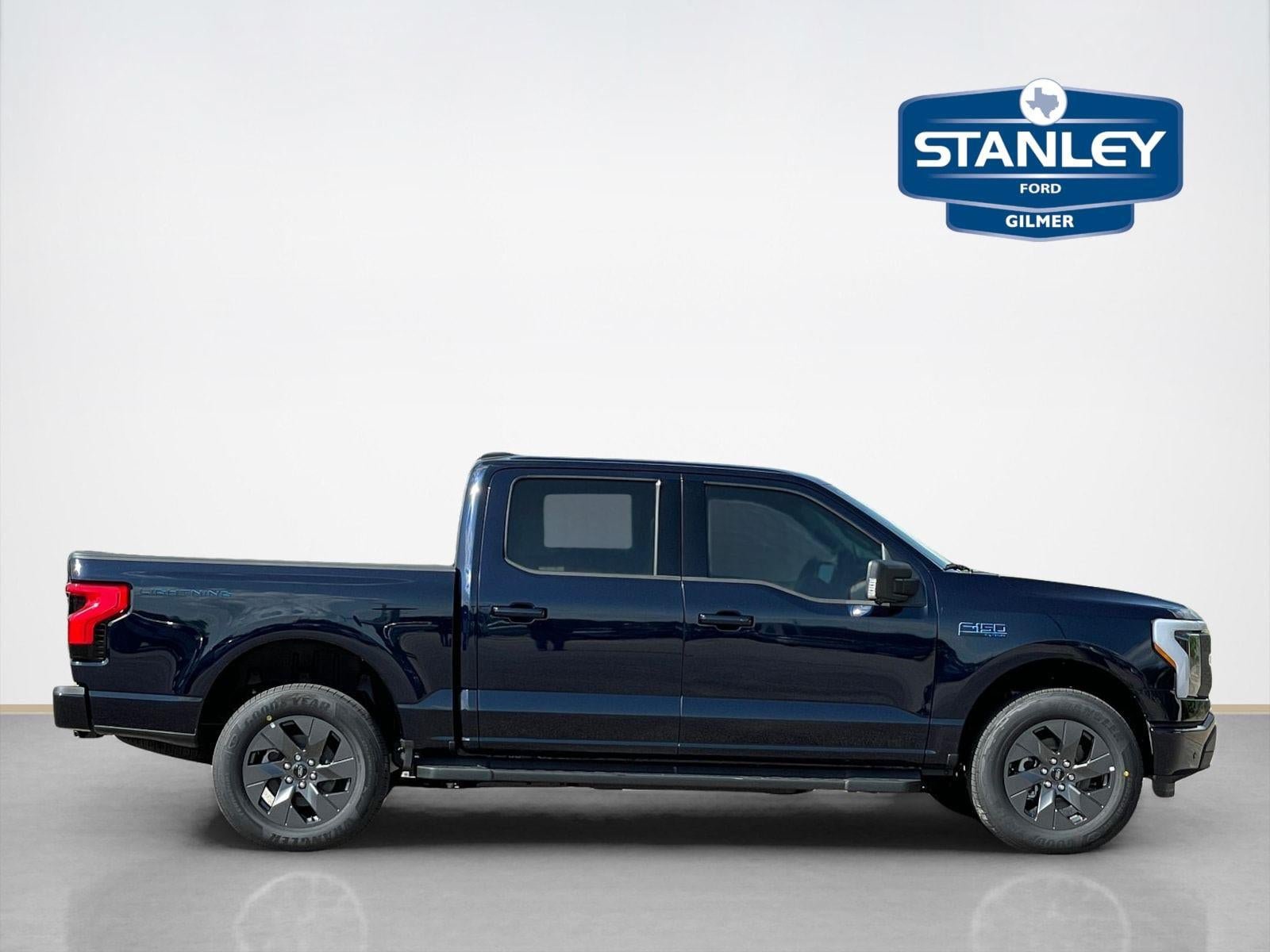 New 2025 Ford F150 Lightning Flash AWD/4WD image 9