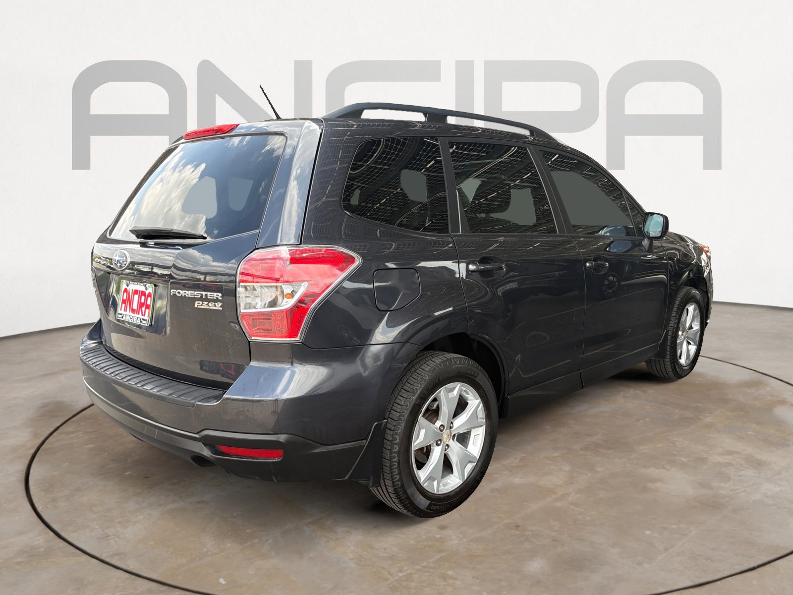 Used 2015 Subaru Forester 2.5i Premium image 11