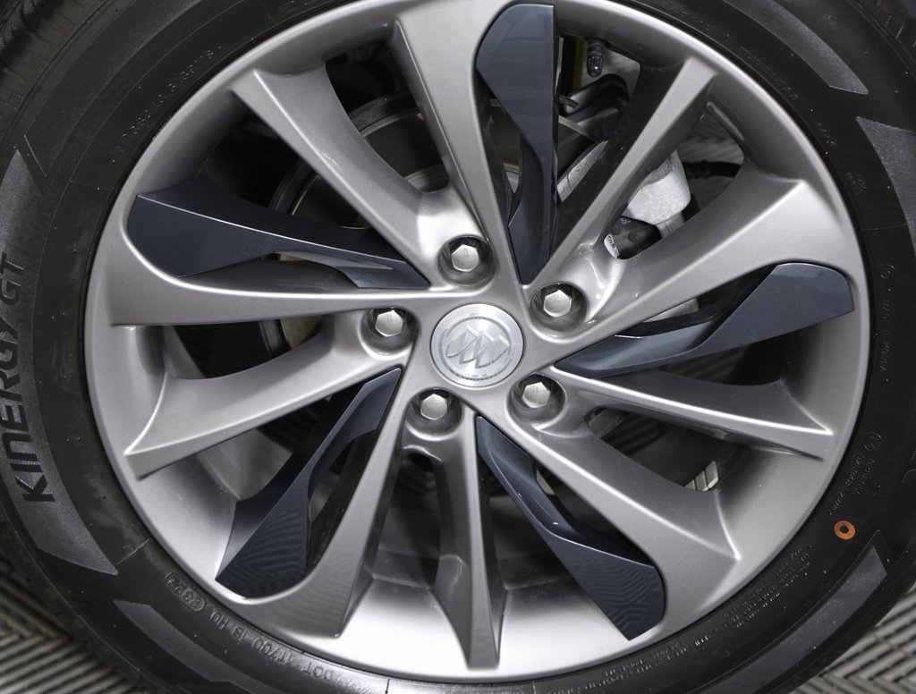 Used 2022 Buick Encore GX Select w/ Sport Touring Package image 8