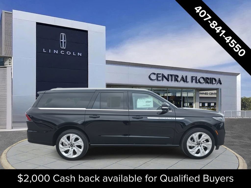 New 2025 Lincoln Navigator L Reserve image 2