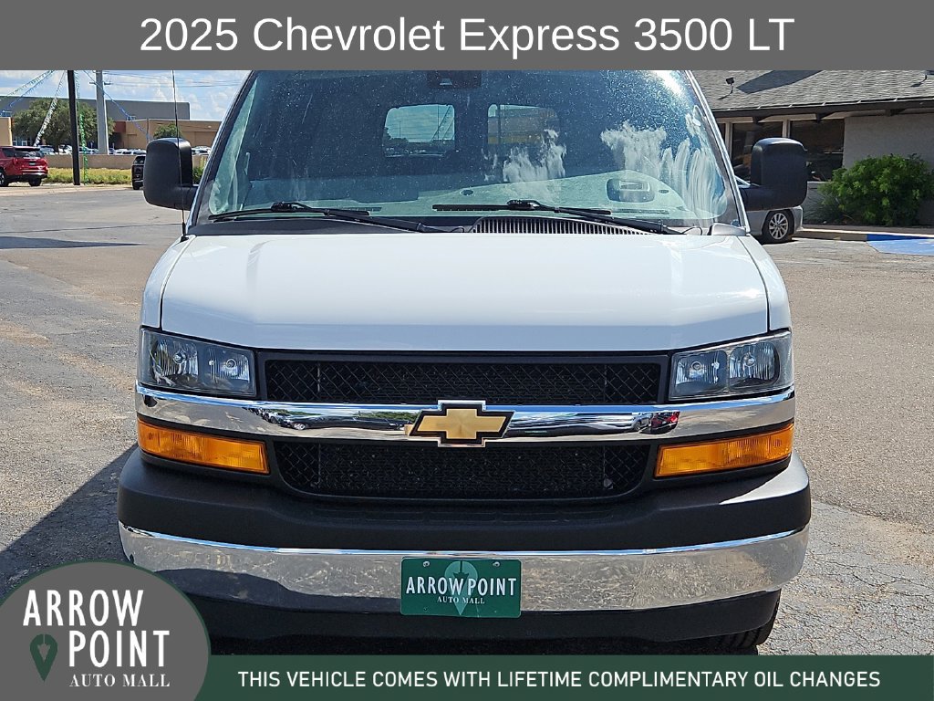 Used 2025 Chevrolet Express 3500 LT w/ LT Preferred Equipment Group RWD image 3