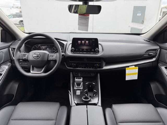 New 2026 Nissan Rogue Dark Armor AWD/4WD image 11