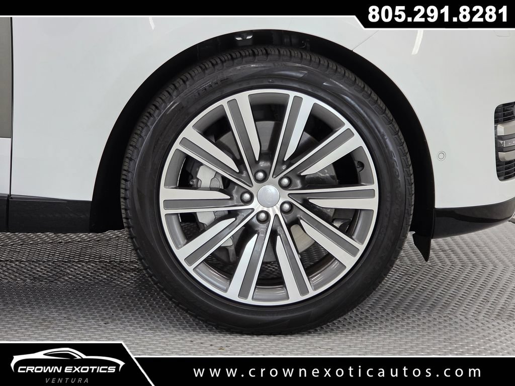 Used 2023 Land Rover Range Rover SE AWD/4WD image 9