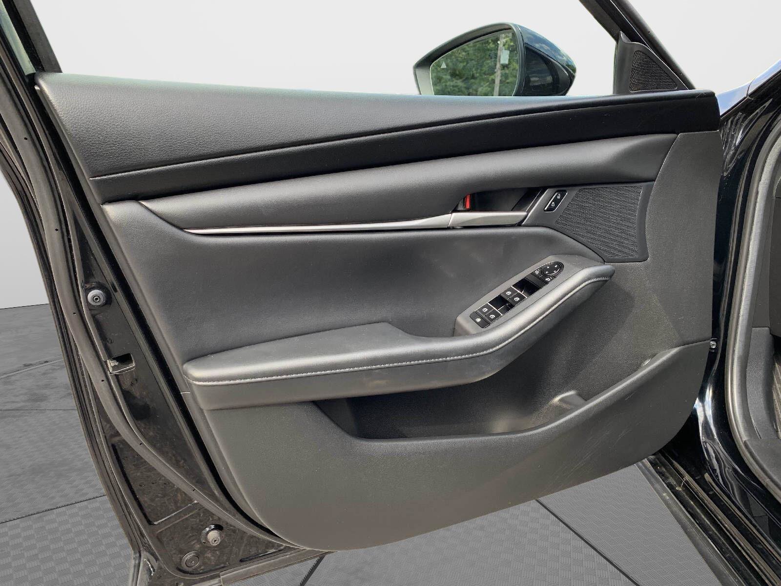Used 2021 MAZDA MAZDA3 s AWD/4WD image 10