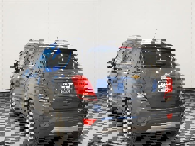 Used 2017 Chevrolet Trax LT w/ LT Convenience Package image 10
