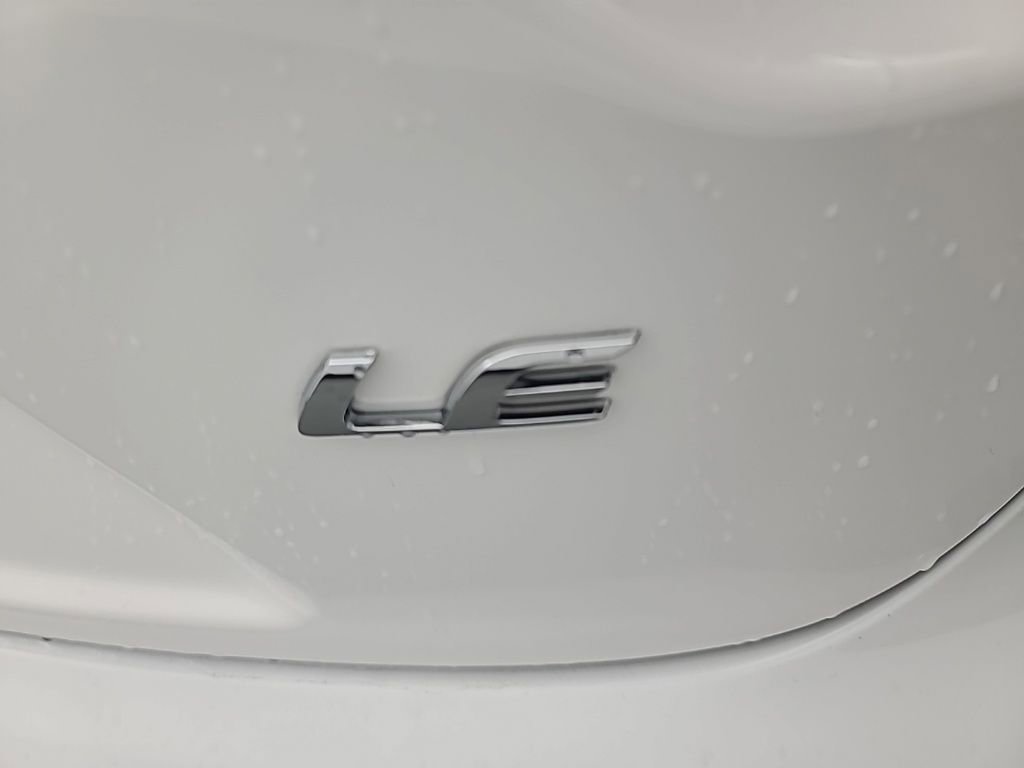 Used 2025 Toyota Corolla LE FWD image 13