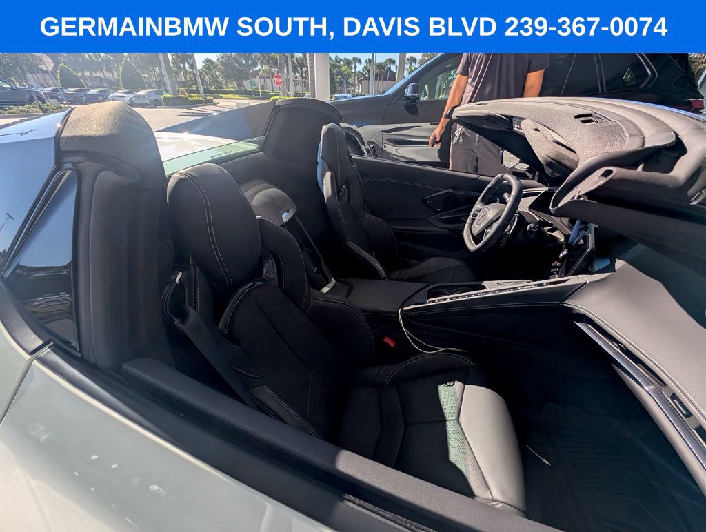 Used 2024 Chevrolet Corvette Stingray Preferred Conv RWD image 30
