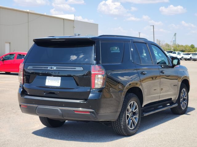 Used 2022 Chevrolet Tahoe Z71 w/ Luxury Package AWD/4WD image 7
