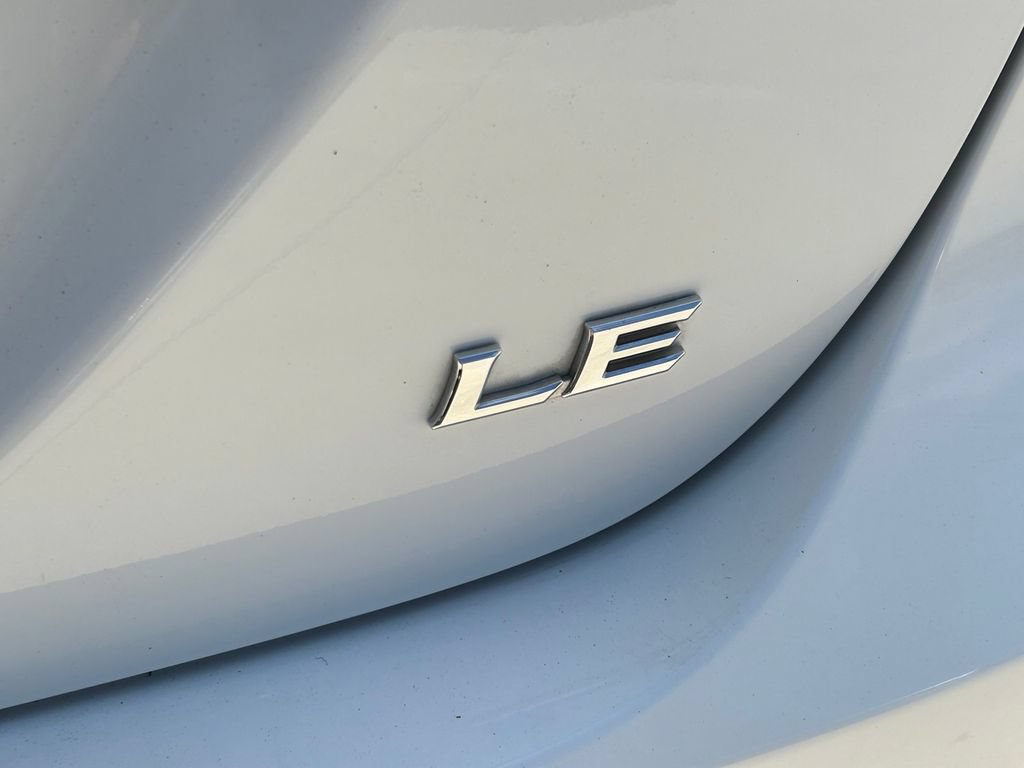 Used 2024 Toyota Camry LE w/ Convenience Package FWD image 12