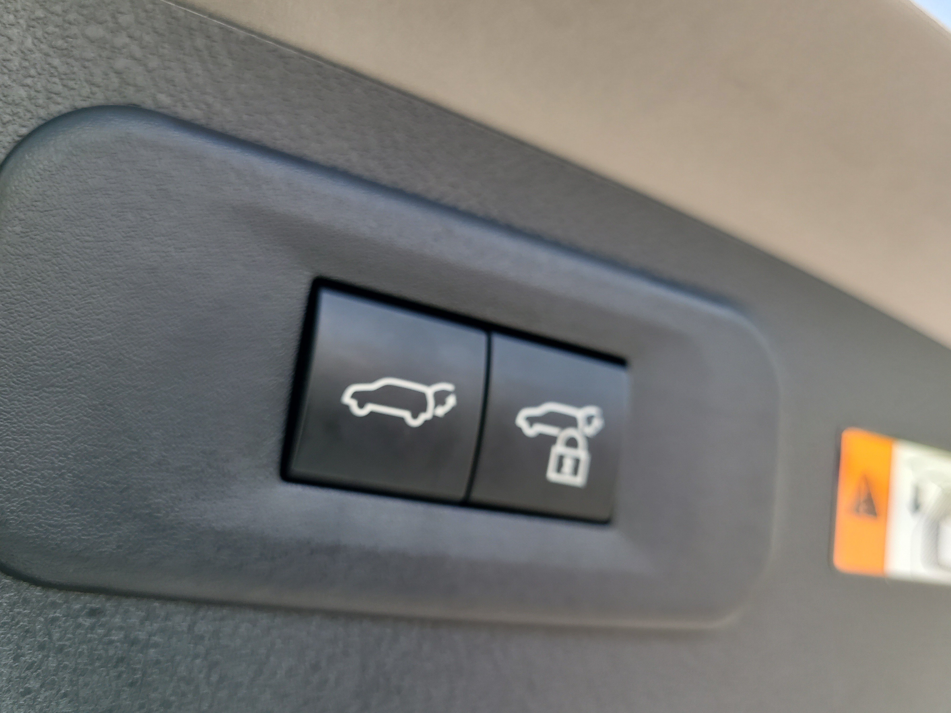 Used 2025 Lexus NX 250 FWD w/ Accessory Package (2T) image 12