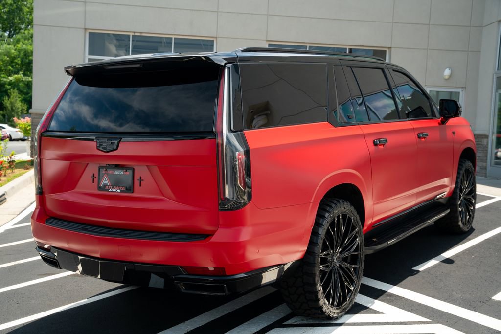 Used 2021 Cadillac Escalade ESV Sport AWD/4WD image 11