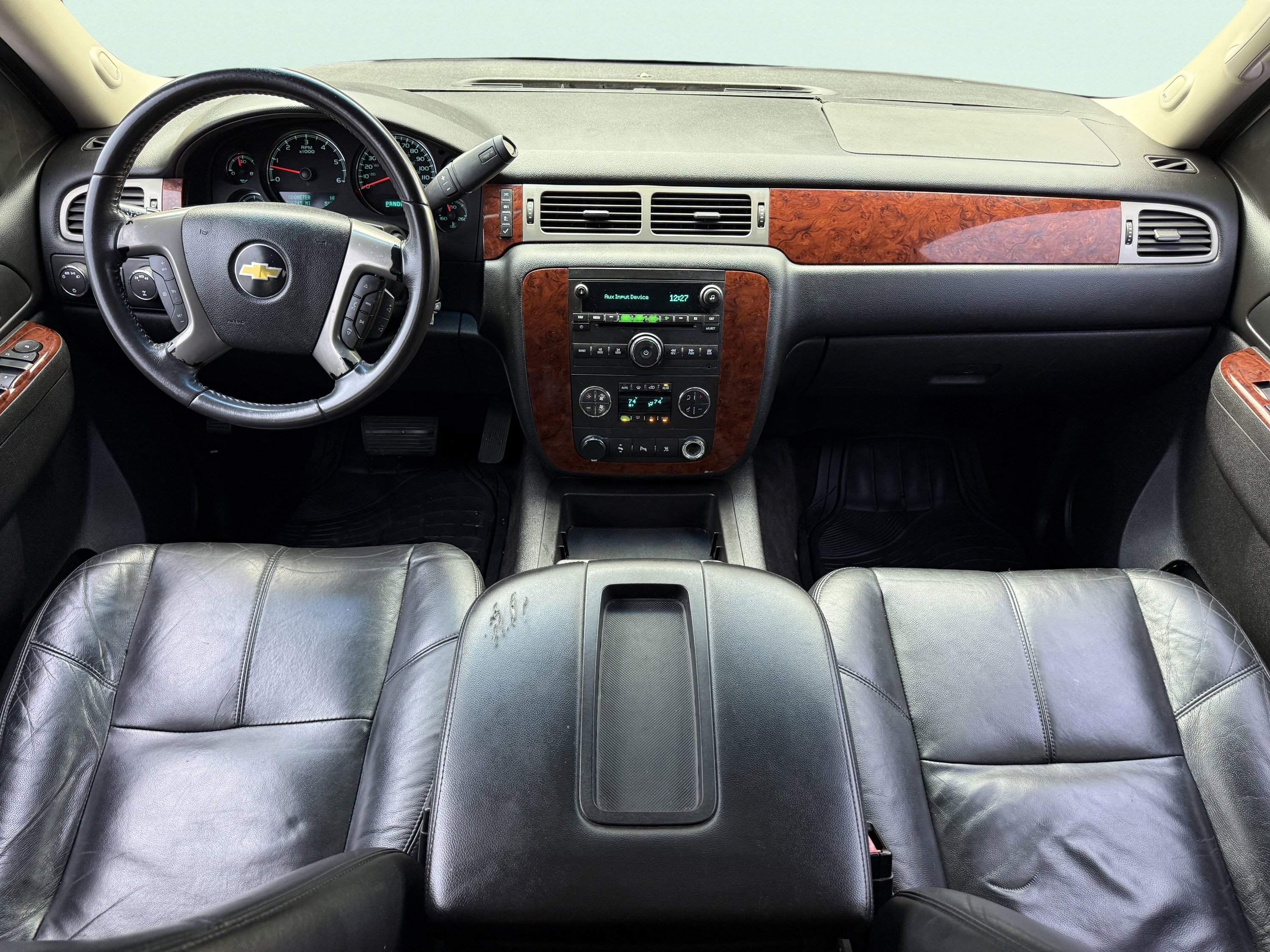 Used 2011 Chevrolet Tahoe LT image 2