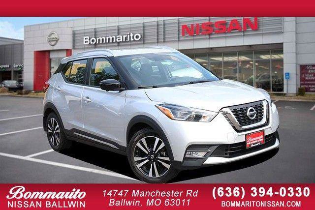 Used 2018 Nissan Kicks SR FWD image 1