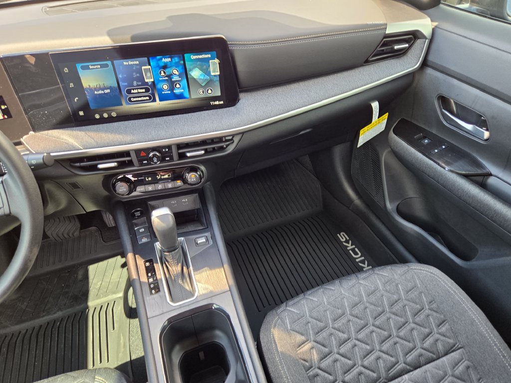 New 2027 Nissan Kicks SV w/ Cold Weather Package FWD image 12